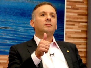 Aguinaldo+Ribeiro.jpg