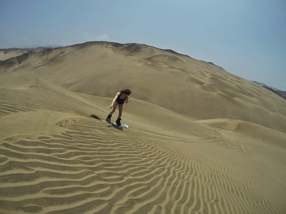 Sandride SANDBOARDING IN LIMA