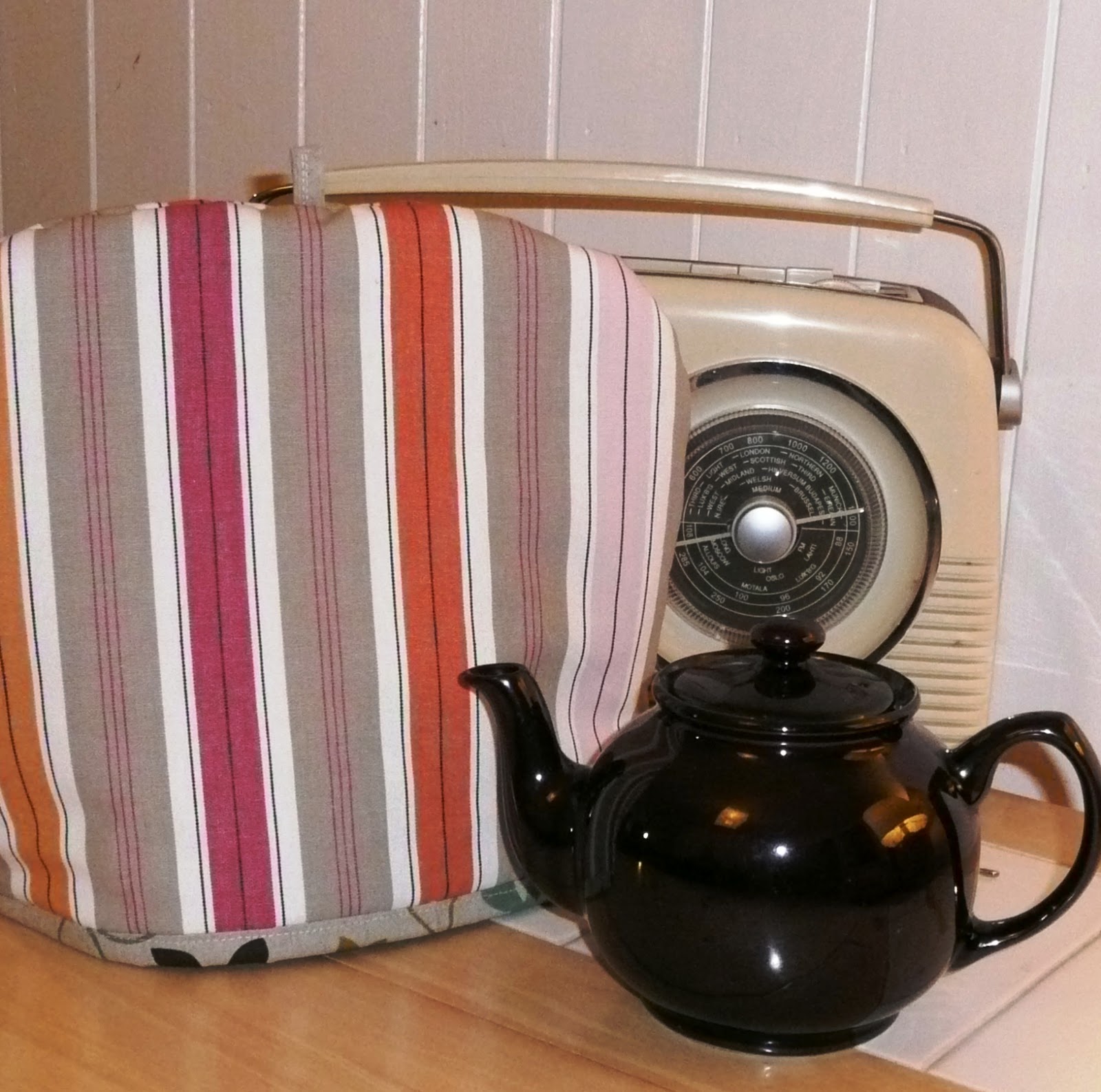 Sew far,sew good Time for a brew? Tea cosy make the pattern.