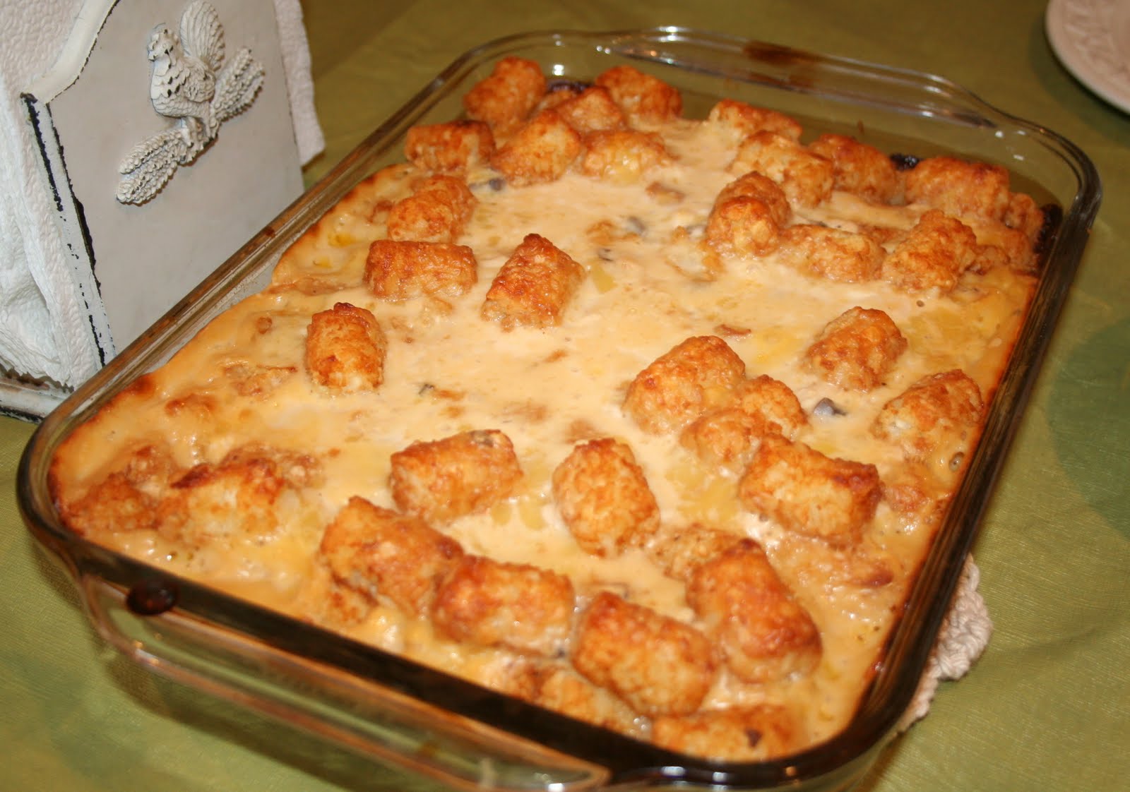 http://4.bp.blogspot.com/-rhqXLMBakq8/TaEgTKkkxhI/AAAAAAAAEqg/h3VNHB7R-dc/s1600/duggars%252Btator%252Btot%252Bcasserole%252B4%252B1%252B11.jpg