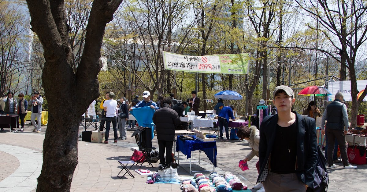 The Constant Crafter Hope Market and Art Box in Hongdae