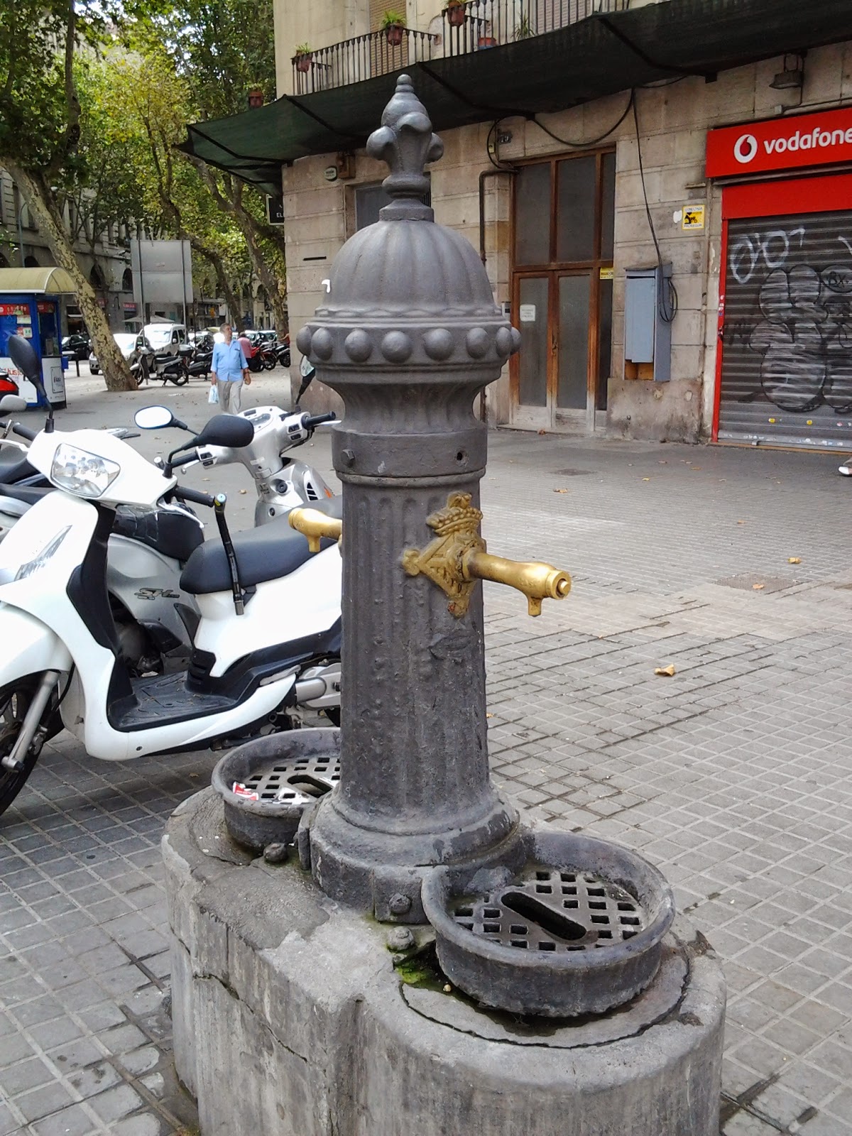 Travel Observations Barcelona water fountains