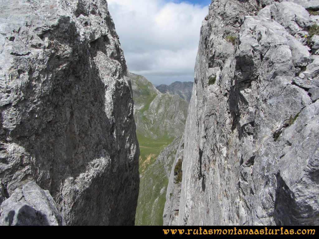 Ruta Tuiza Siegalavá: Mirador en las inmediaciones de la cima Ruta Tuiza Siegalavá: Mirador en las inmediaciones de la cima