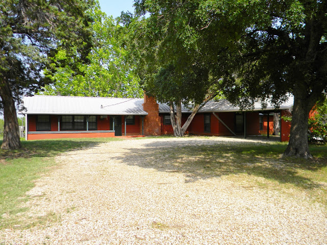 To Life and To Love blog: Pine Cabin Lake House Tour
