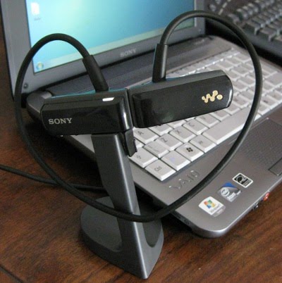 Headphones Player on Sony Walkman Nwz W252 Mp3 Player Review Richelectron
