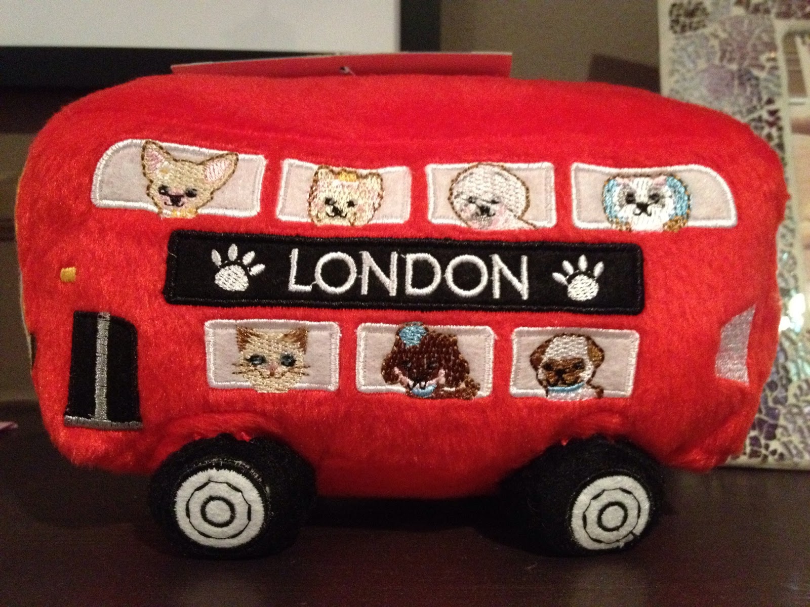 A (soy) Bean LONDON Pet London