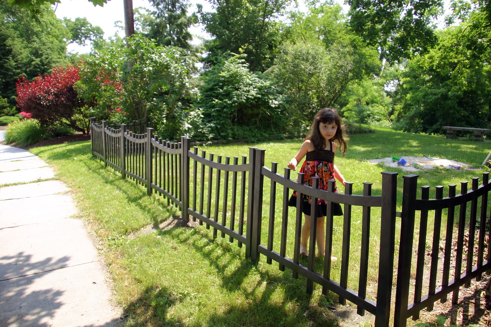 Grosgrain Pretty Fencing for Renters