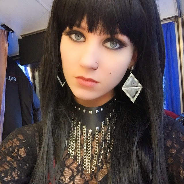 Кристина Асмус заделалась готом (фото)