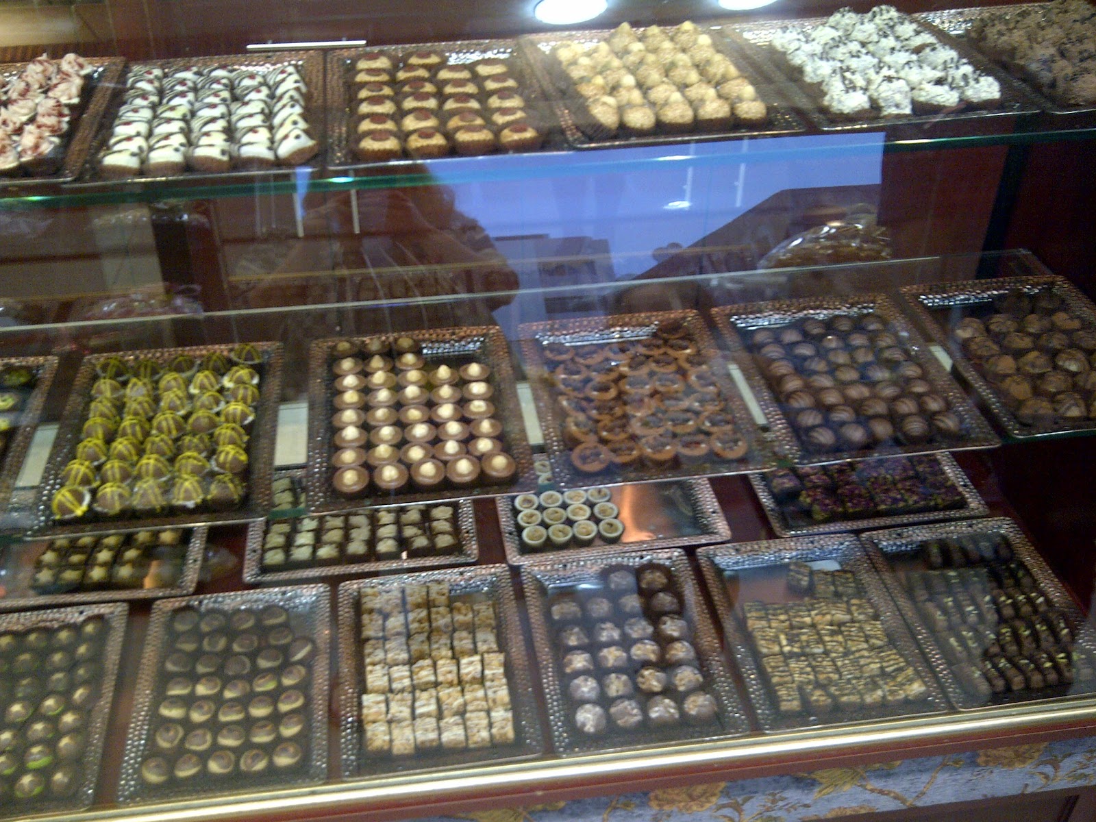 Abu Dhabi Camelad KARAZ CHOCOLATE