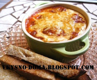 Жульен из кальмаров с кабачком и грибами