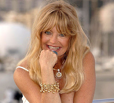 Fashion News Inspired: Sexy Goldie Hawn