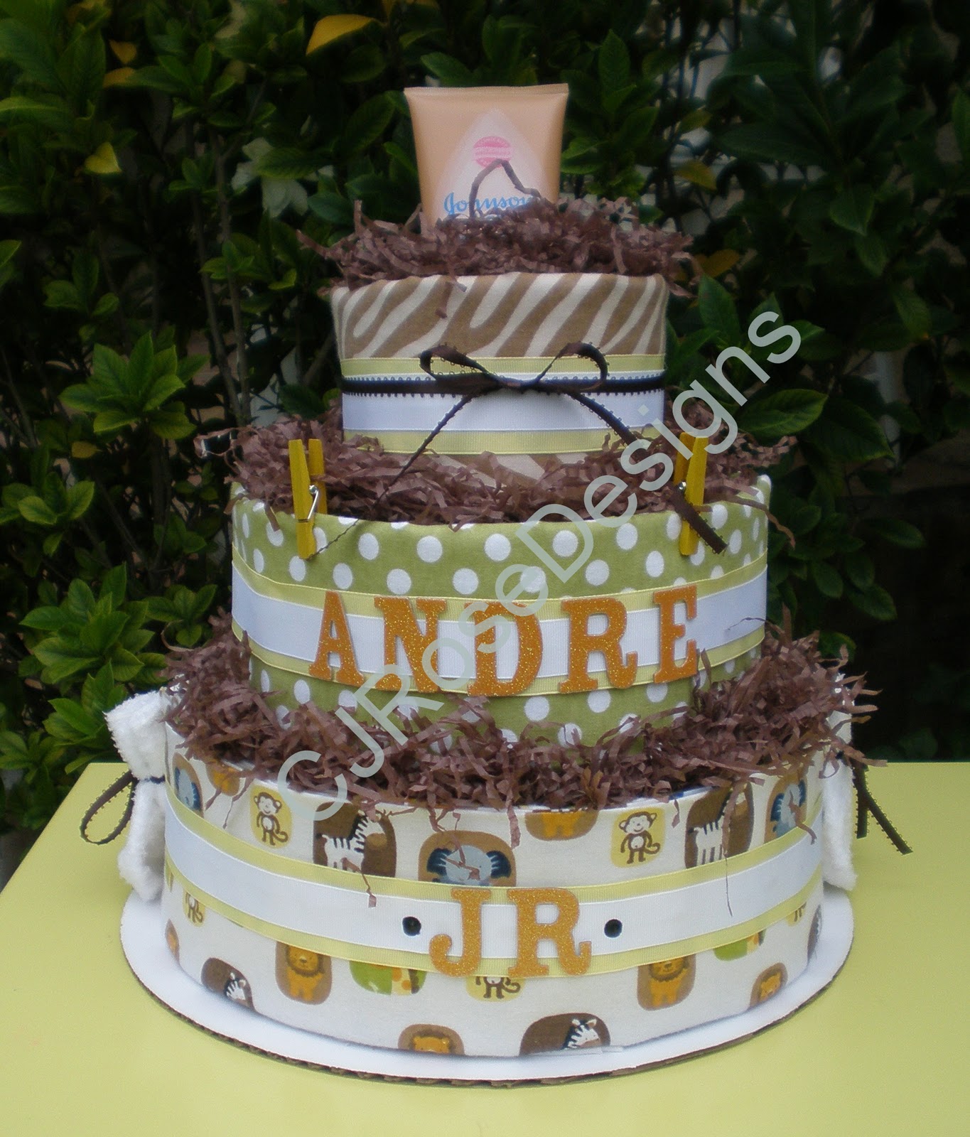 CJRoseDesigns Animal/Safari Themed Diaper Cakes