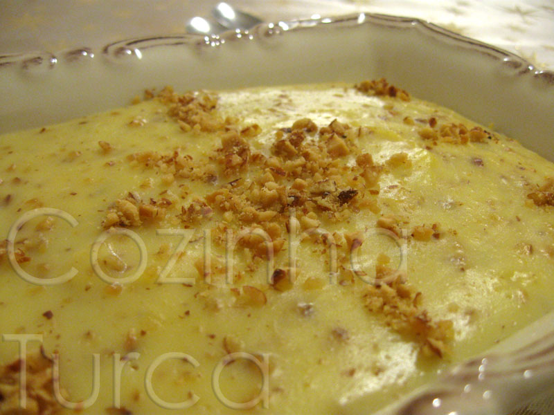 Leite-Creme com Amêndoas (Keşkül)