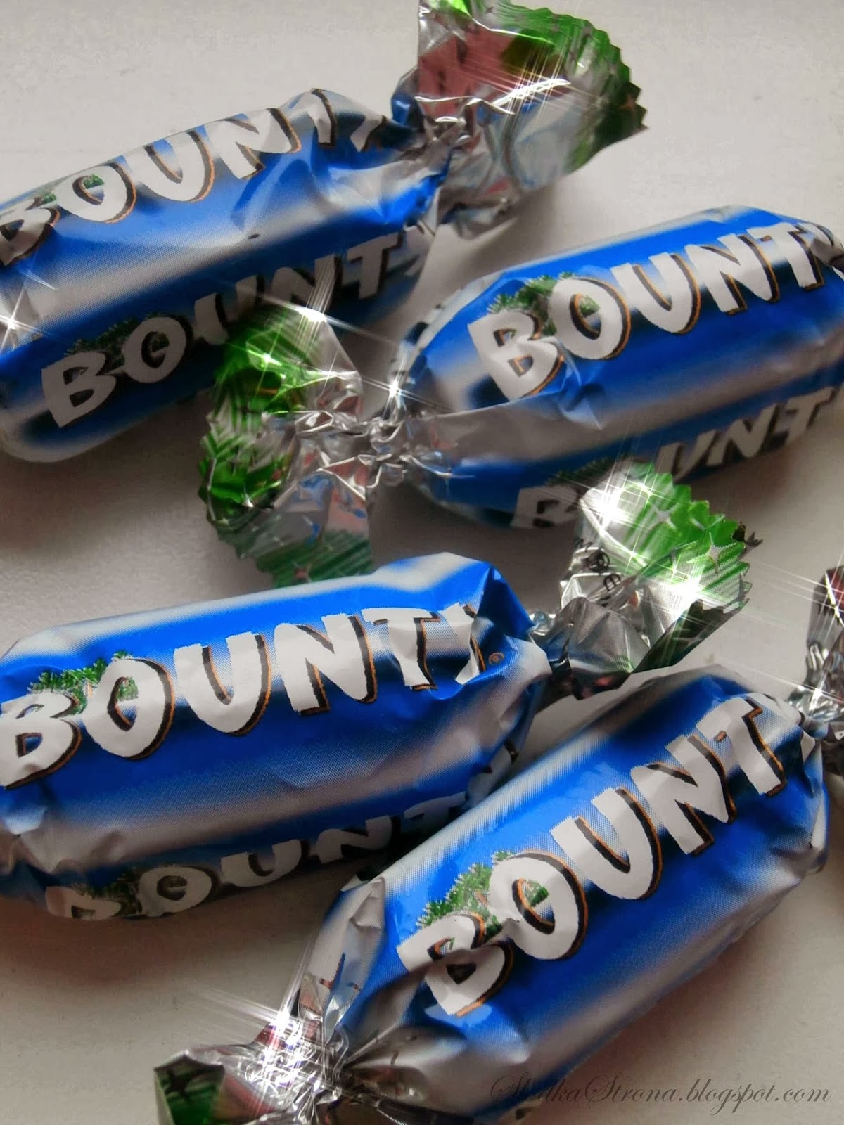 Ciasto "Bounty" - Przepis - Słodka Strona