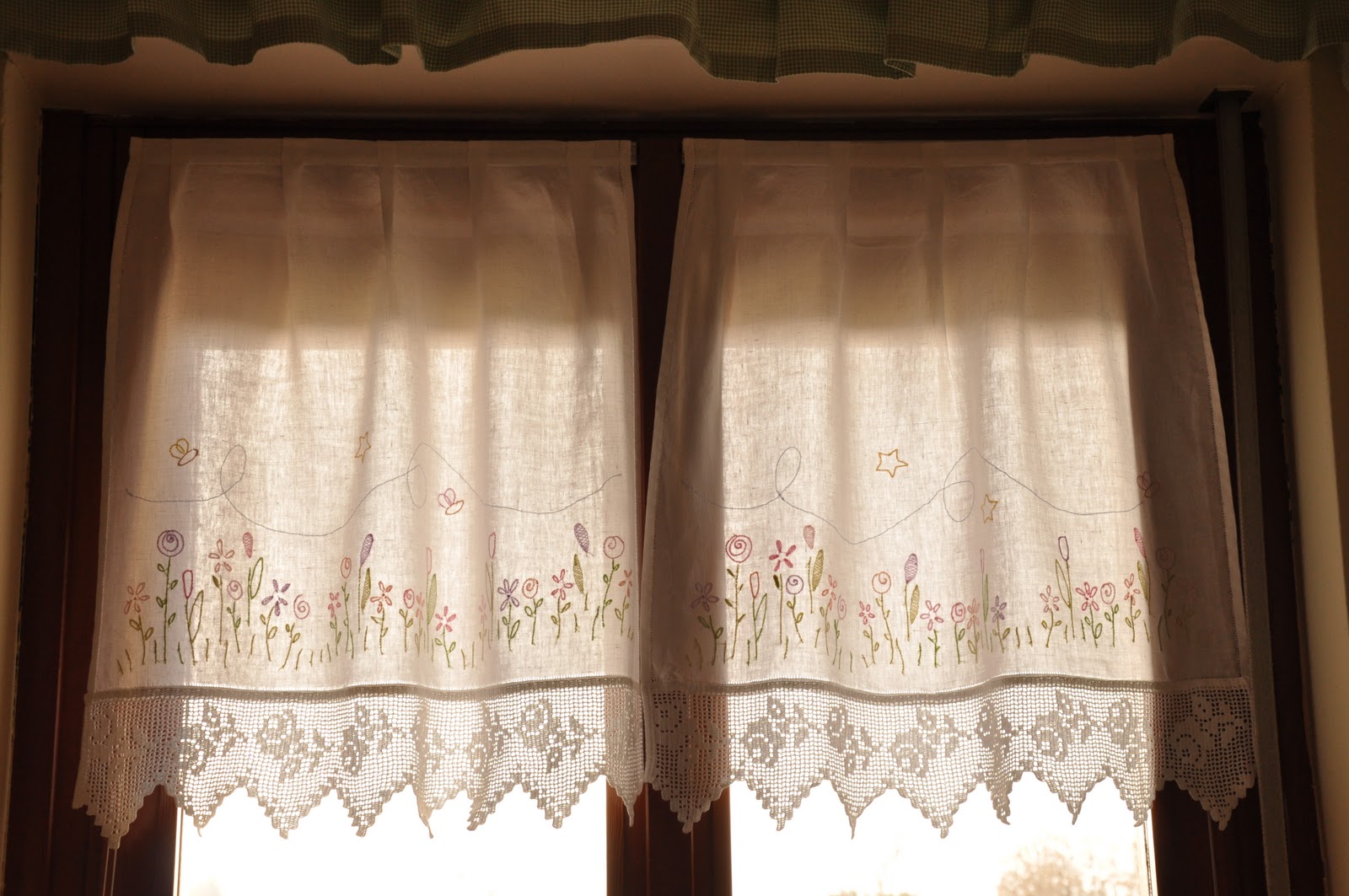 Tende cucina : interior design per la casa.