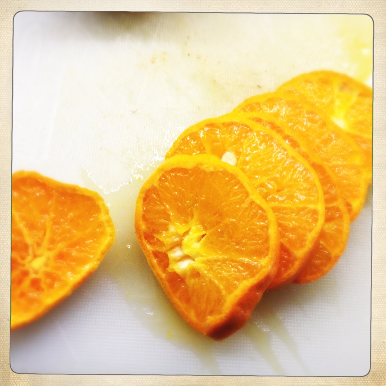 Slice Of Slim RECIPE Chocolate Drizzled Clementine 'Crisps'