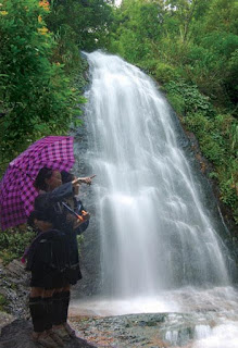 Charming Love Waterfall in Sa Pa Charming Love Waterfall in Sa Pa