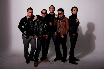 Sofazr - Berakhir (Final Versus) MP3 Sofazr - Berakhir (Final Versus) MP3