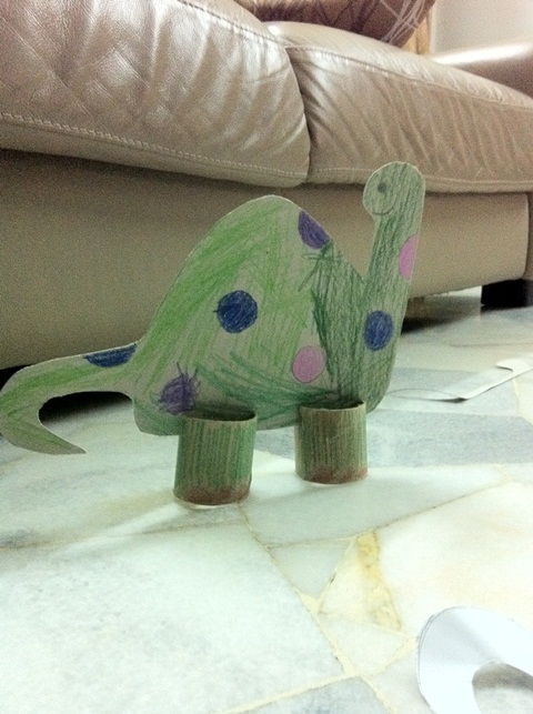 JezebelleArt: Toilet Paper Roll Dinosaur Craft