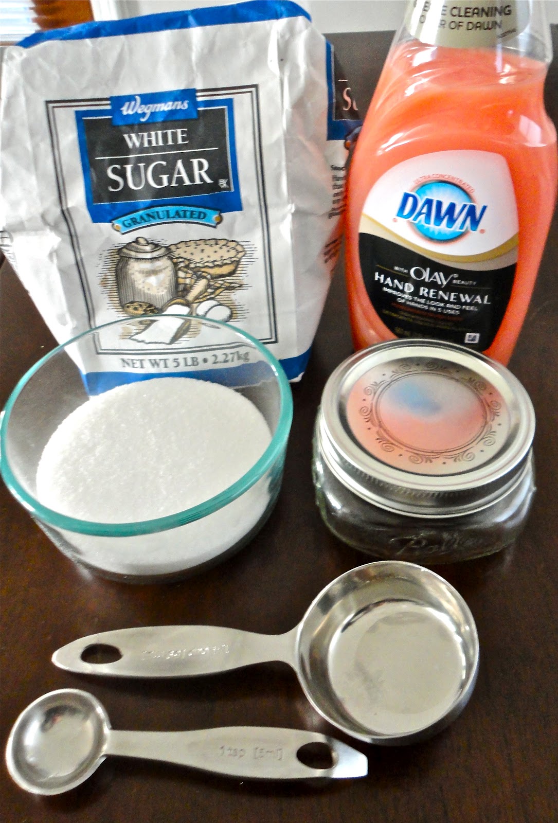 Eclectified Living DIY Moisturizing Hand Scrub