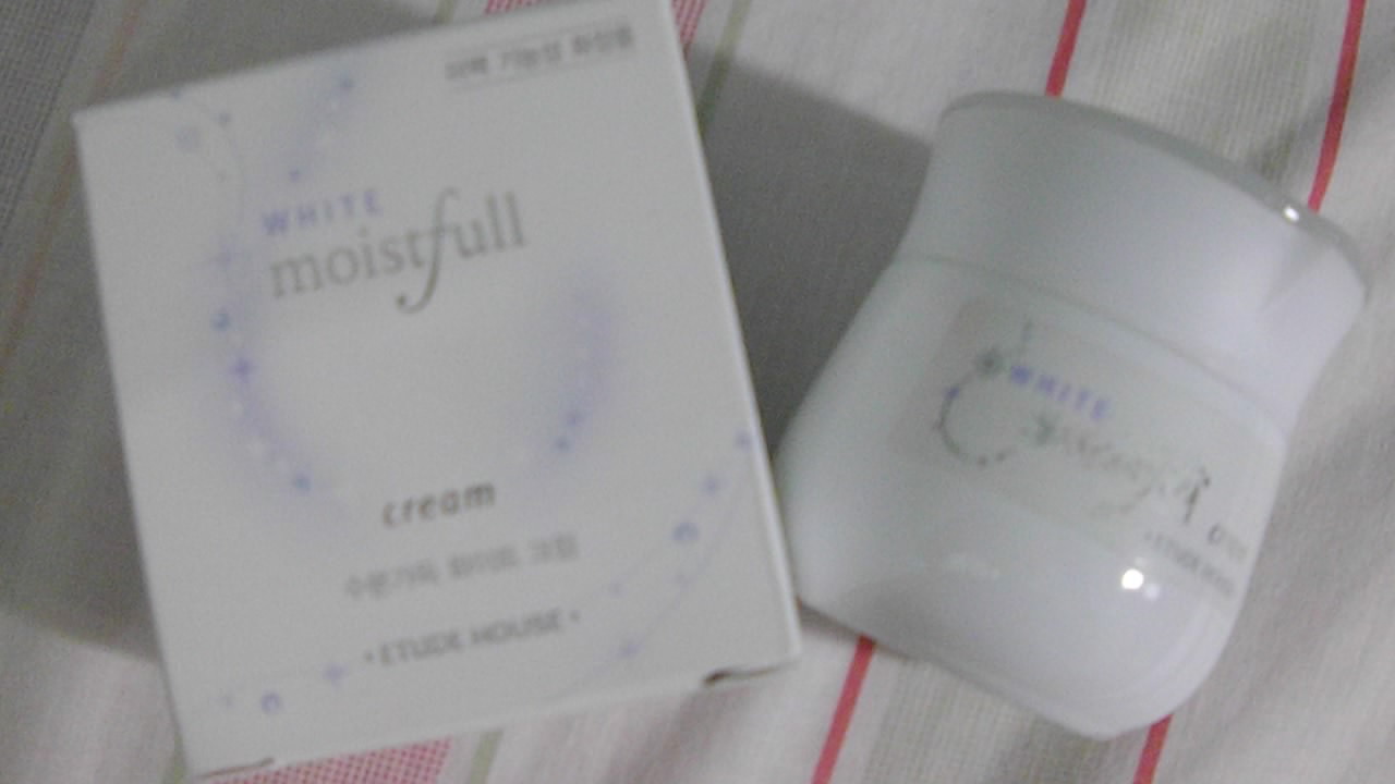 Reviews Etude House White Moistfull Cream Review
