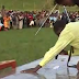 CHOCANTE: Profeta clama chuva e os céus se abrem na África....quem é David Owuor?