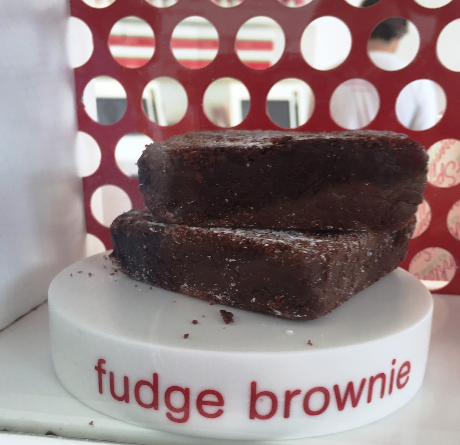 Souvenir Chronicles BEVERLY HILLS PART I CHOCOLATE TOUR