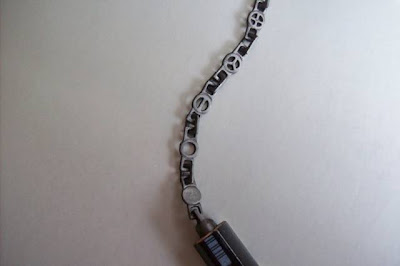 Incredible Sculptures Carved from a Single Pencil Hungarian artist and deviantART user cerkahegyzo carves intricate miniature sculptures from a single lead pencil. The artist says it’s a hobby and form of relaxation for him and that he carves them in his free time. During the day he works as a professional tool-maker in Hungary.