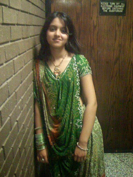 Bangladeshi Actress On Wet Saree Wearing Bangladeshi Actress On Wet Saree Wearing