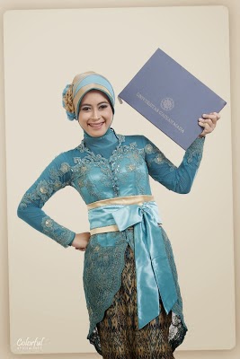 model kebaya wisuda model kebaya wisuda