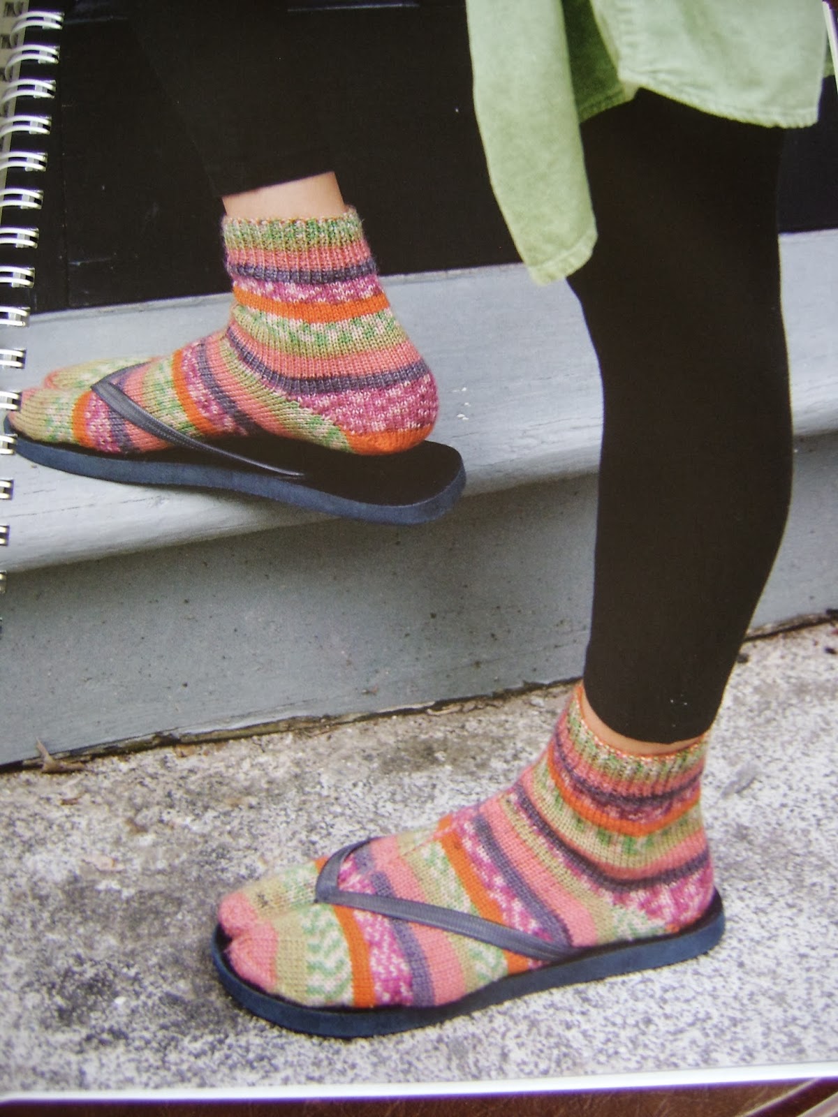 Creative Designs by Sheila Zachariae Knit Socks On Straight Needles