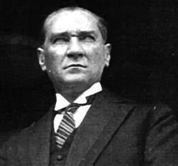 ATATÜRK Bugün Ne Yapmış?..