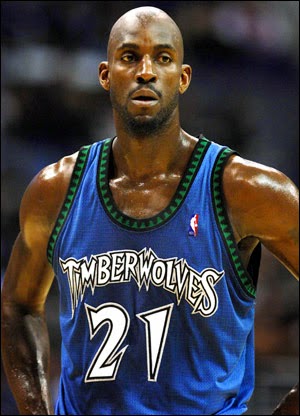 Wolves, Nets discussing trade to bring Kevin Garnett back to Minnesota