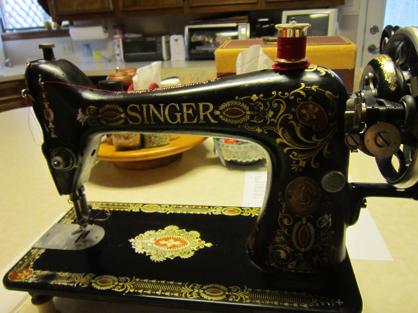 Missy's Homemaking Adventures Hand crank Sewing Machines