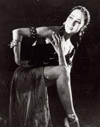 бюбюсара бейшеналиева биография на русском языке. %D1%88%D0%BB%D0%BE%D0%B3%D1%88%D1%89%D0%B3%D1%89. бюбюсара бейшеналиева биография на русском языке фото. бюбюсара бейшеналиева биография на русском языке-%D1%88%D0%BB%D0%BE%D0%B3%D1%88%D1%89%D0%B3%D1%89. картинка бюбюсара бейшеналиева биография на русском языке. картинка %D1%88%D0%BB%D0%BE%D0%B3%D1%88%D1%89%D0%B3%D1%89. Бюбюсара Бейшеналиева (кирг. Бүбүсара Бейшеналиева; 17 мая 1926, Воронцовка, Киргизская АССР — 10 мая 1973, Фрунзе) — киргизская, советская балерина, танцовщица, педагог. Народная артистка СССР (1958). Первая балерина Кыргызстана. бюбюсара бейшеналиева биография на русском языке. %D1%88%D0%BB%D0%BE%D0%B3%D1%88%D1%89%D0%B3%D1%89. бюбюсара бейшеналиева биография на русском языке фото. бюбюсара бейшеналиева биография на русском языке-%D1%88%D0%BB%D0%BE%D0%B3%D1%88%D1%89%D0%B3%D1%89. картинка бюбюсара бейшеналиева биография на русском языке. картинка %D1%88%D0%BB%D0%BE%D0%B3%D1%88%D1%89%D0%B3%D1%89. Бюбюсара Бейшеналиева (кирг. Бүбүсара Бейшеналиева; 17 мая 1926, Воронцовка, Киргизская АССР — 10 мая 1973, Фрунзе) — киргизская, советская балерина, танцовщица, педагог. Народная артистка СССР (1958). Первая балерина Кыргызстана.