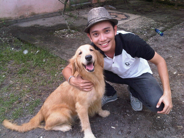 Foto terdahulu John Martin Tumbel