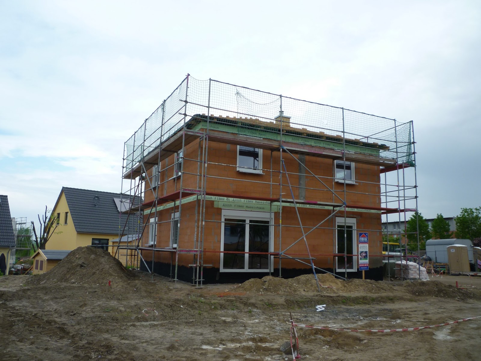 Ab Ins Eigenheim Hausbau Mit Der Firma Hs Bau Fibav Mai 2013