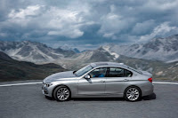 BMW-330e-1.jpg