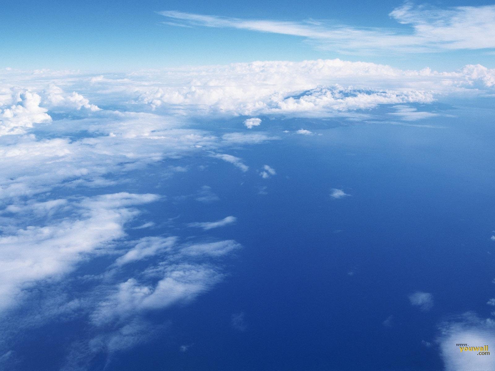 http://4.bp.blogspot.com/-s4ToTQusv7c/Tz-apSArrzI/AAAAAAAAM1k/4w8g4MK2S5s/s1600/blue+sky+wallpaper+(9).jpg