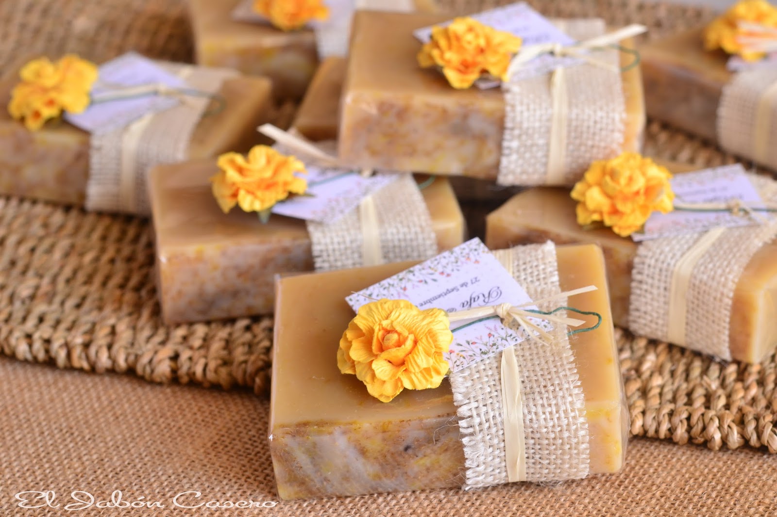 Detalles naturales para bodas. Jabones hechos a mano y personalizados