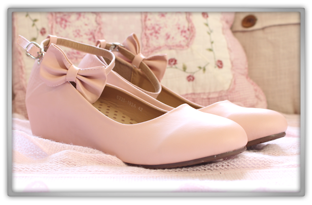 YesStyle Order Beauty Fashion Haul Try on Review korean japanese yeswalker Hidden Wedge Ankle Strap Pumps Pink cute bow 2 YesStyle Order Beauty Fashion Haul Try on Review korean japanese yeswalker Hidden Wedge Ankle Strap Pumps Pink cute bow 2