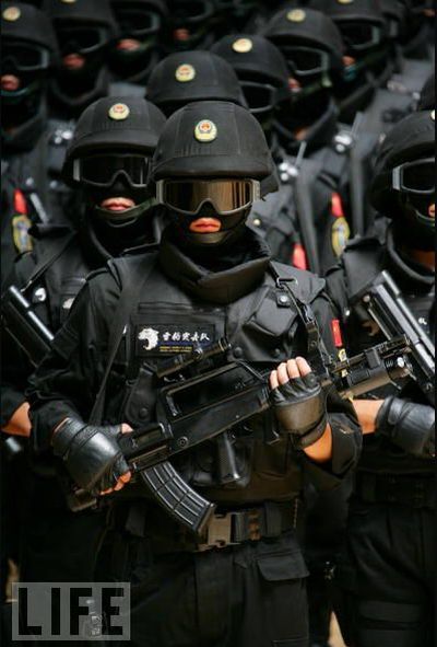 China Defense Blog: Photo of the day: Snow Leopard Detachment to Xinjiang