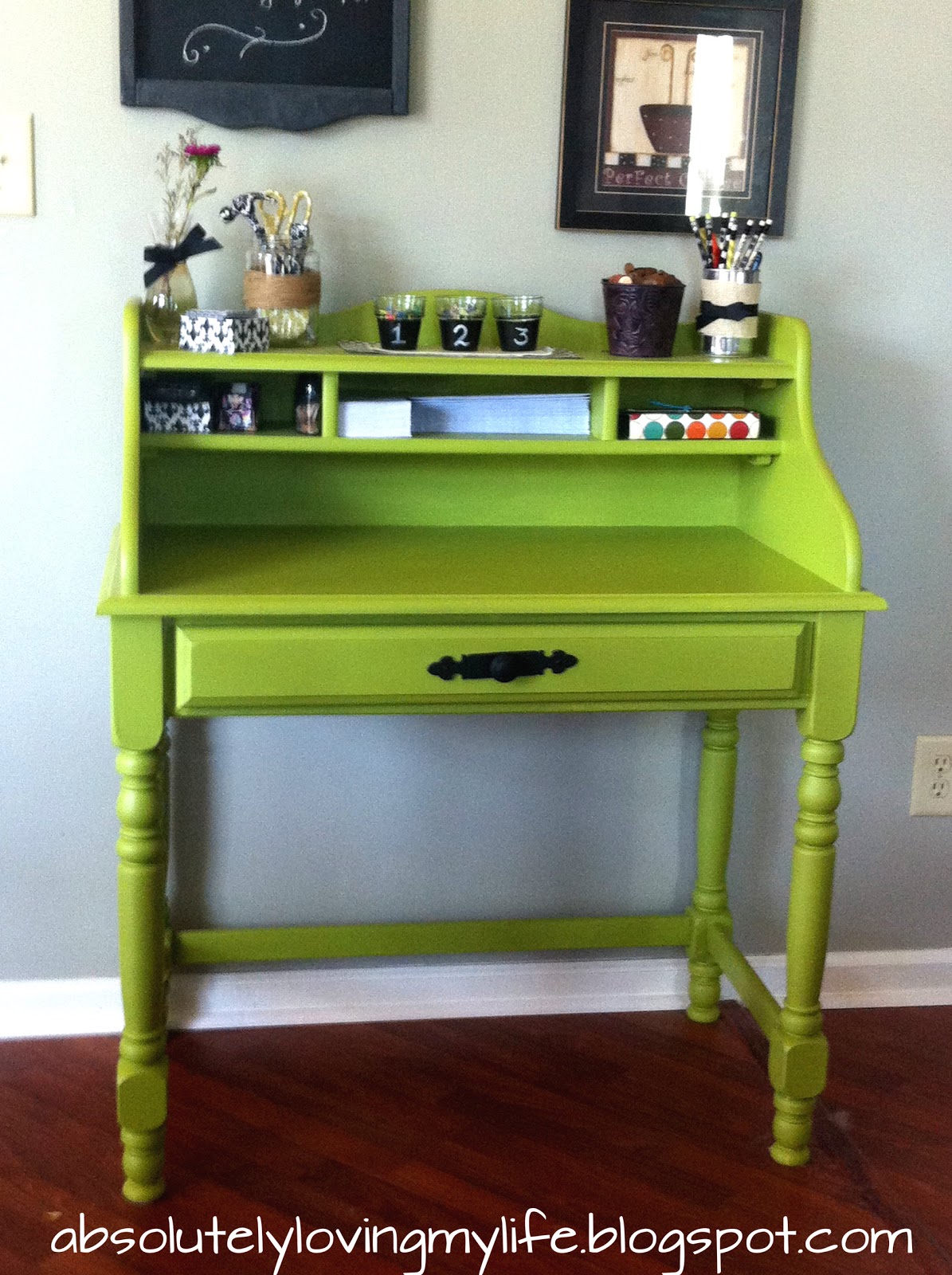 Loving Life Goodwill Desk Gets a Green Makeover