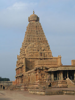 450px-Brihadeeswara.jpg