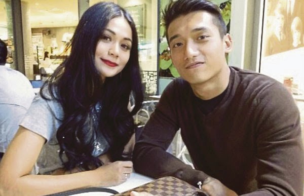 Foto) PERLAKUAN SUMBANG TASHA SHILA DAN KEKASIH DALAM TANDAS DI SET