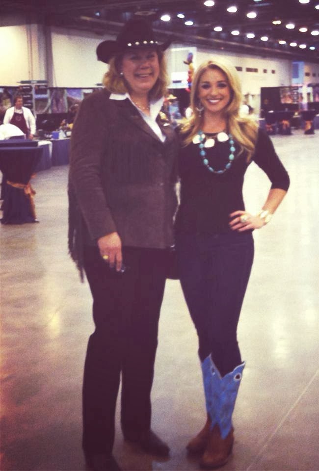 THE APPRECIATION OF BOOTED NEWS WOMEN BLOG : chita johnson