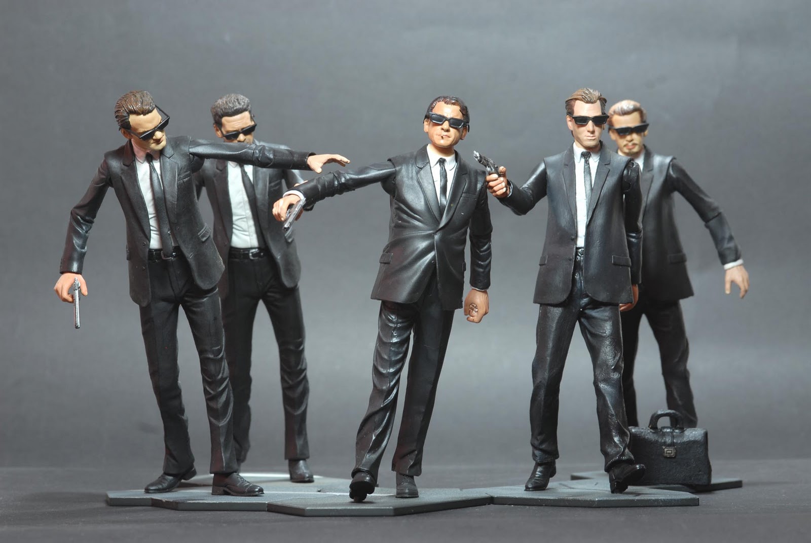 reservoir dogs action figures 12 inch