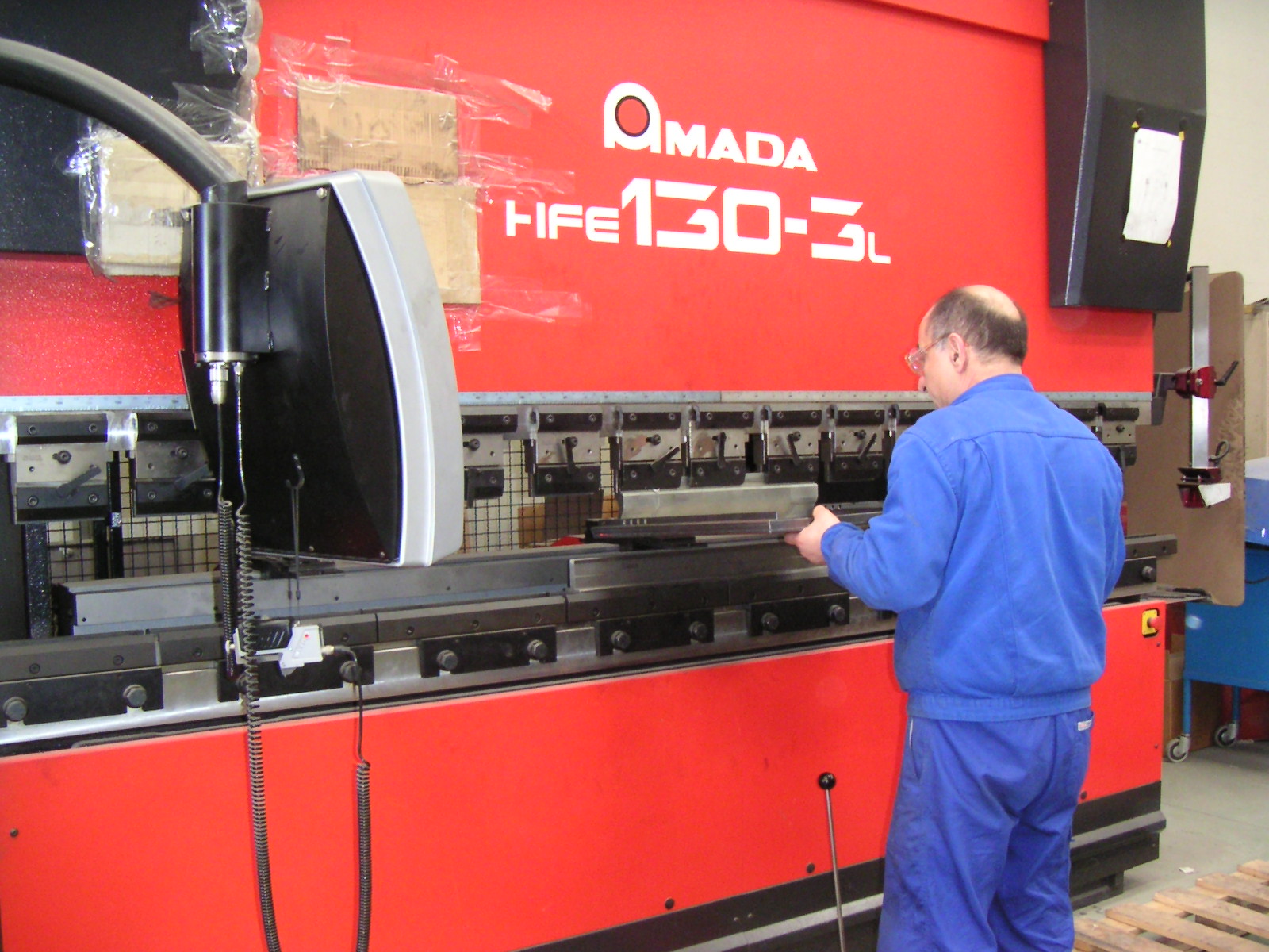 GrupoArtema: GUÍA DE PROTECCIÓN EN PRENSAS PLEGADORAS HIDRÁULICAS