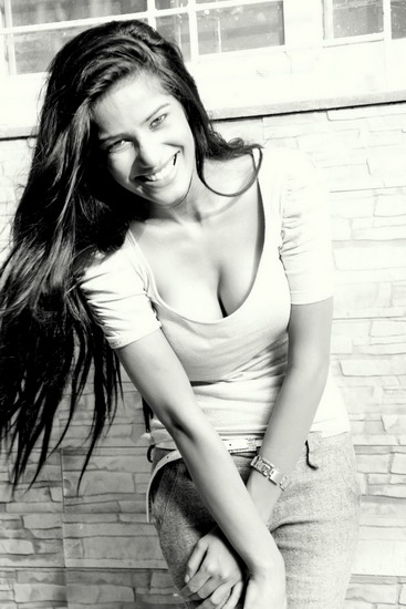 Poonam-Pandey-Twitter-8.jpg (367×550)