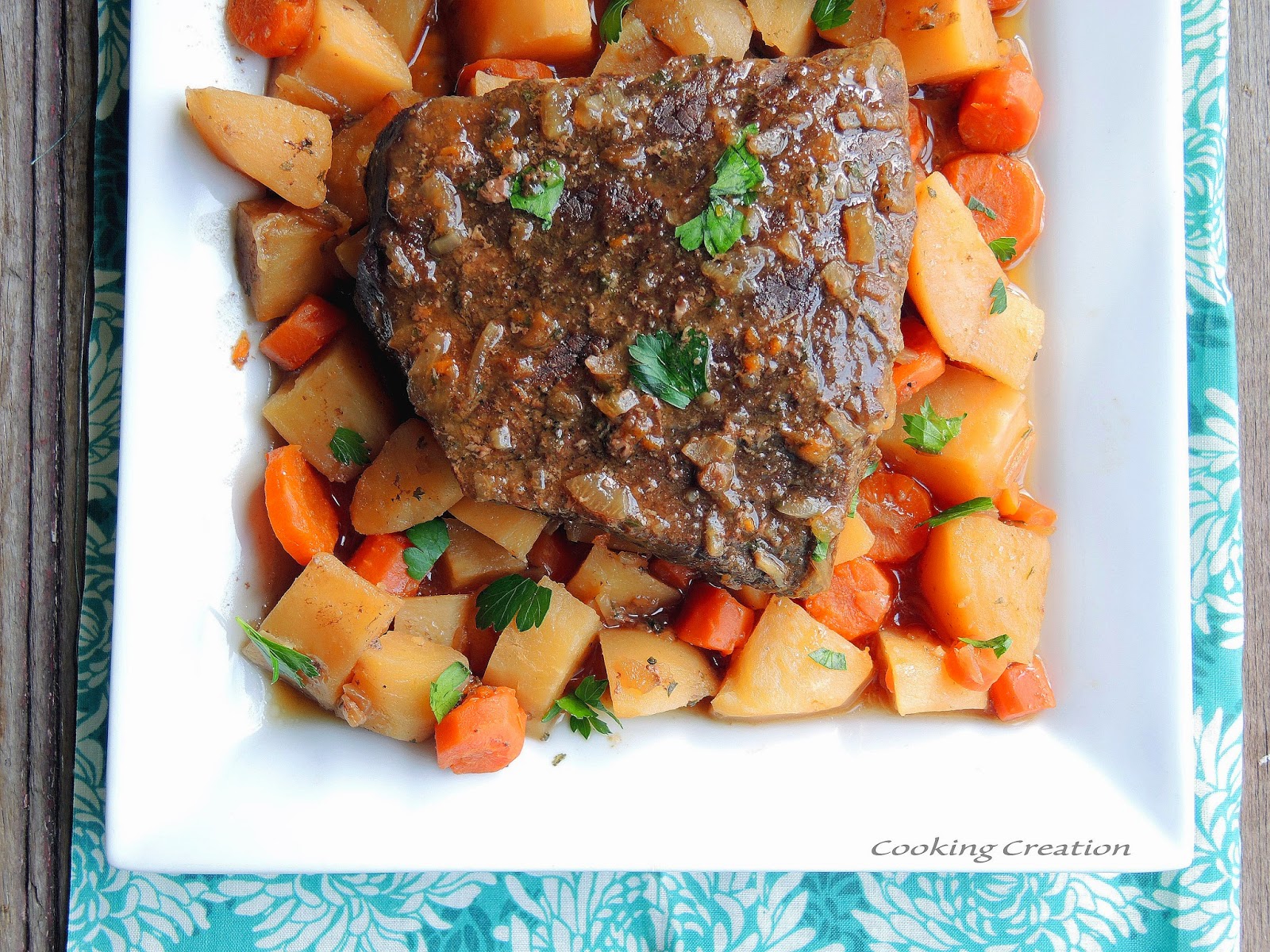 Cooking Creation Easy Slow Cooker Pot Roast in Beer